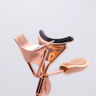 Pressed Lash curler